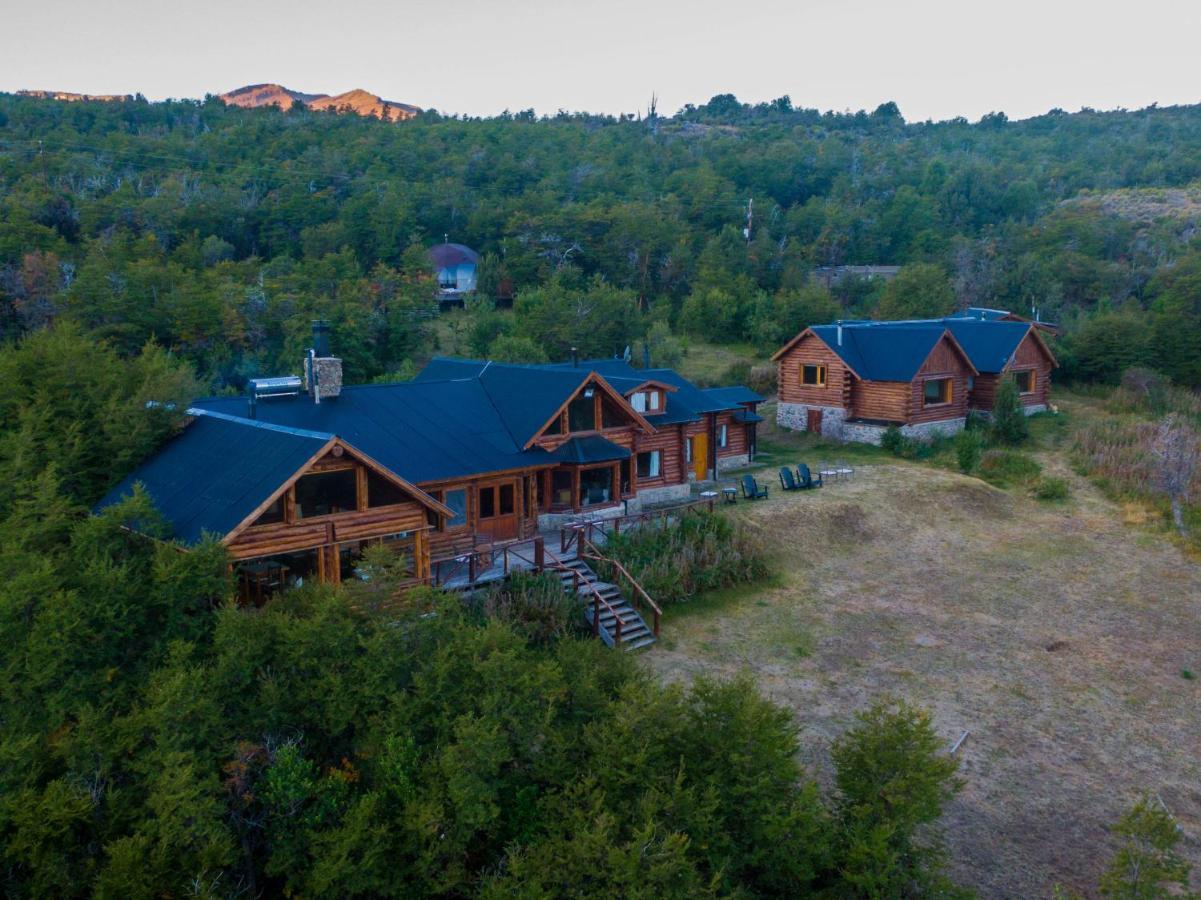 Laguna Larga Lodge Lago Futalaufquen 外观 照片