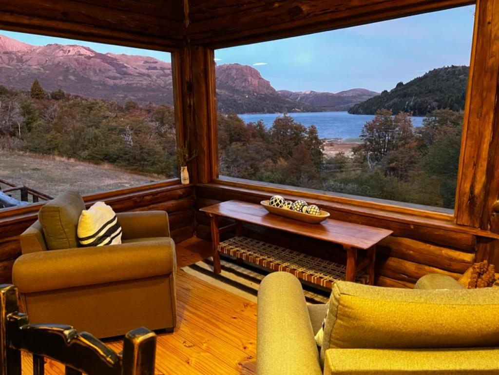 Laguna Larga Lodge Lago Futalaufquen 外观 照片