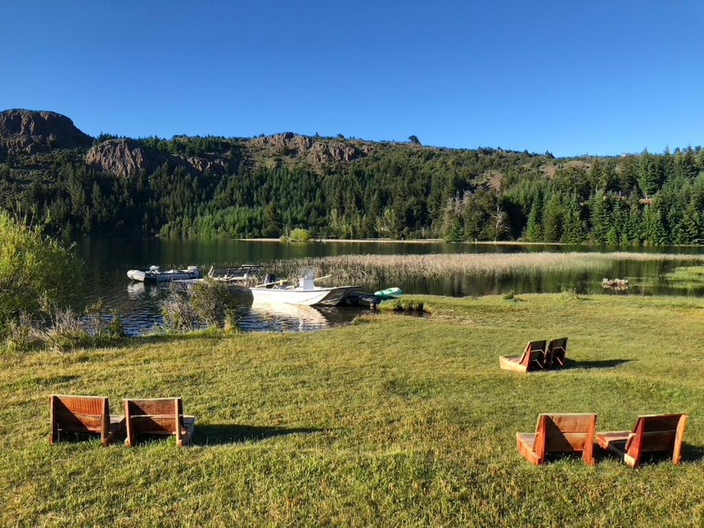 Laguna Larga Lodge Lago Futalaufquen 外观 照片