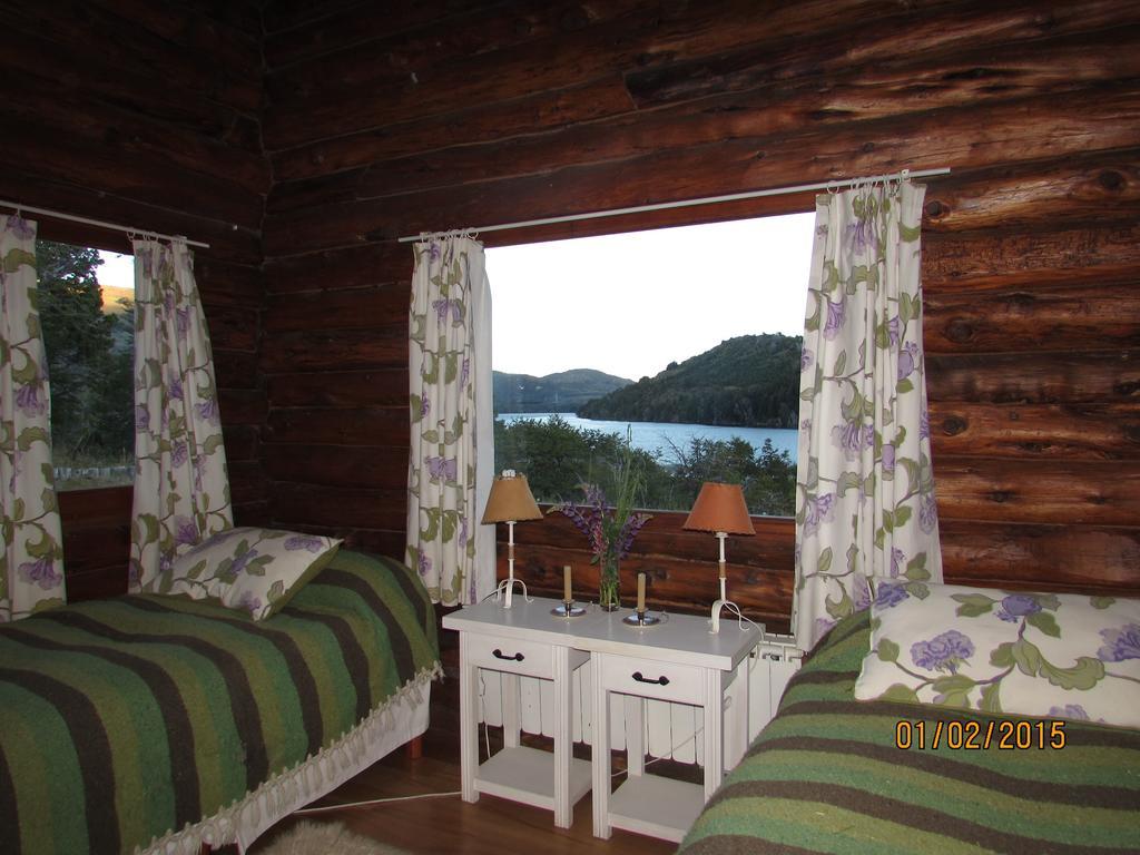 Laguna Larga Lodge Lago Futalaufquen 外观 照片