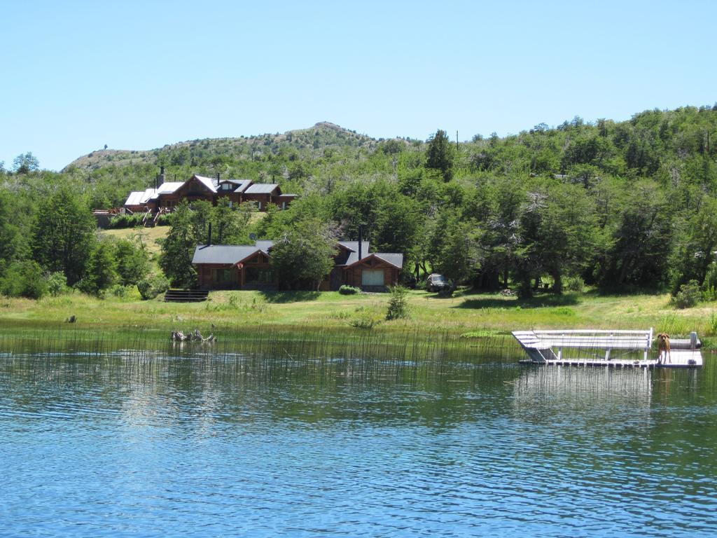 Laguna Larga Lodge Lago Futalaufquen 外观 照片