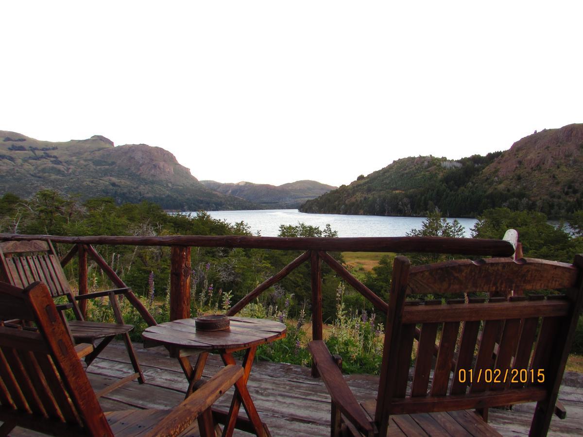 Laguna Larga Lodge Lago Futalaufquen 外观 照片