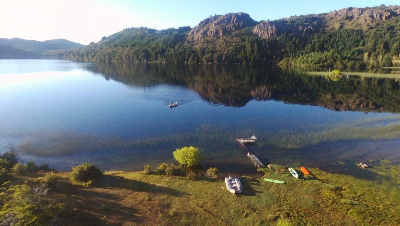 Laguna Larga Lodge Lago Futalaufquen 外观 照片